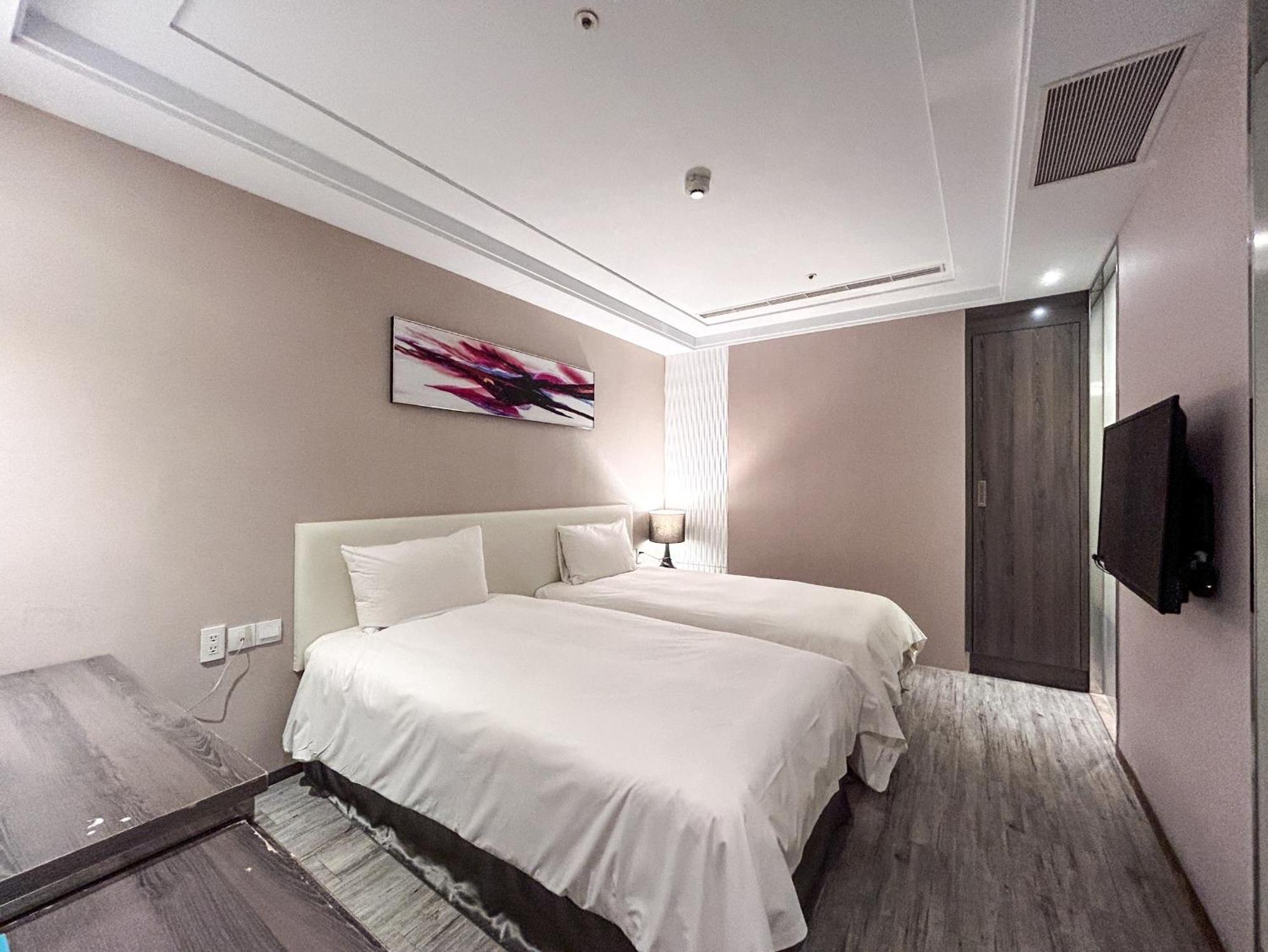 Yongyue Hotel Kaohsiung Eksteriør billede