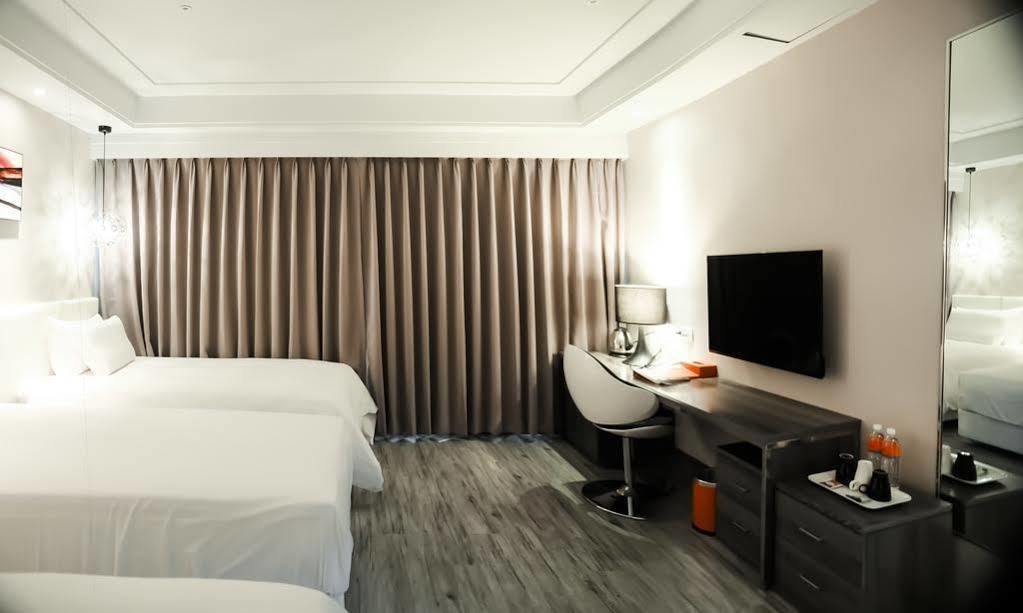 Yongyue Hotel Kaohsiung Eksteriør billede